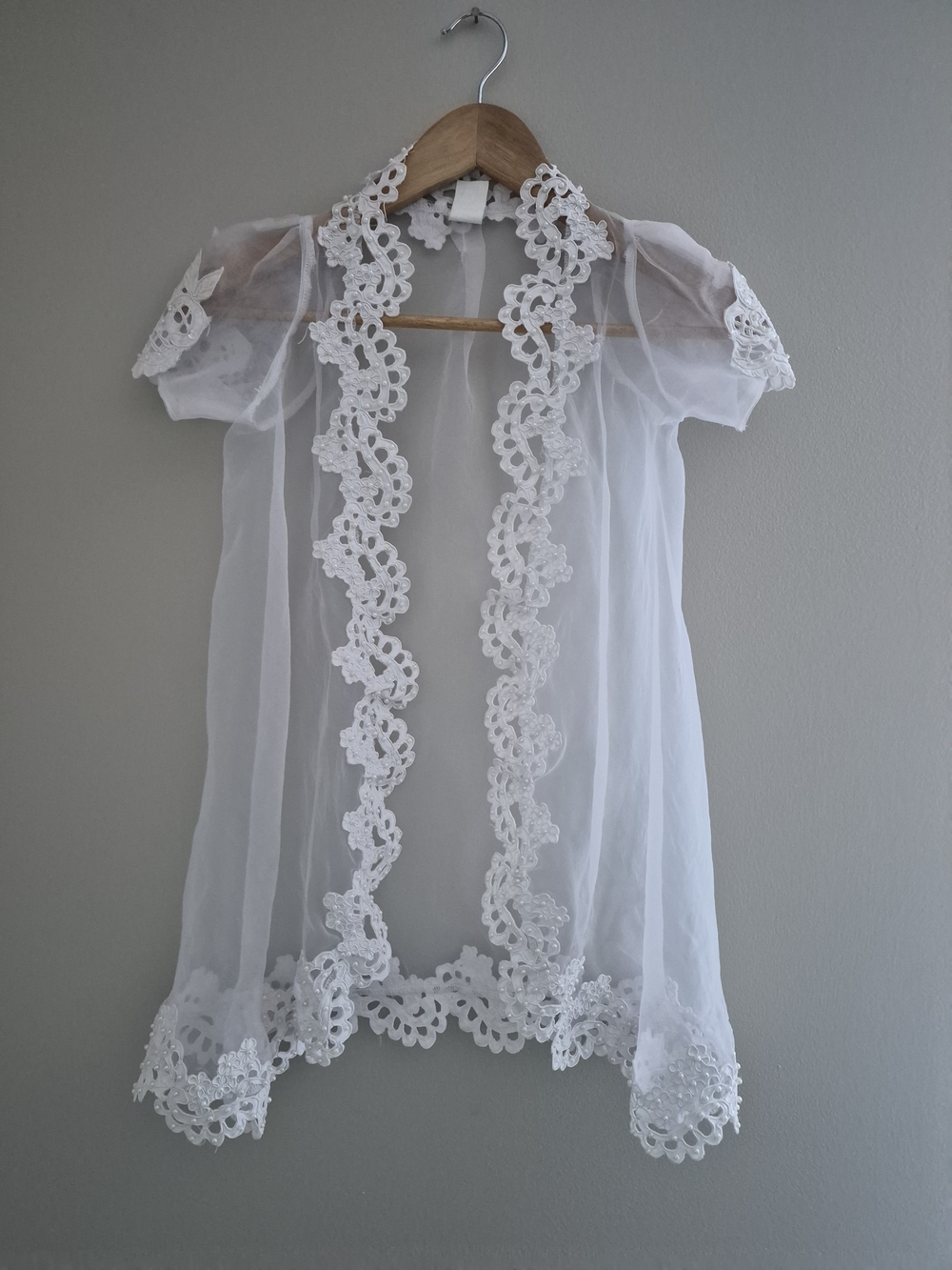 Girls White Lace Bolero Shrug Size 6–7 – Beaded Floral Flower Girl Communion